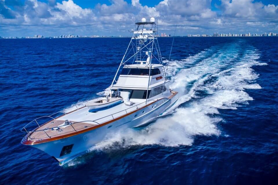 cost of comanche yacht